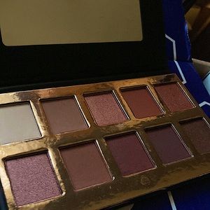 Crown Pro 10 Collection Palette